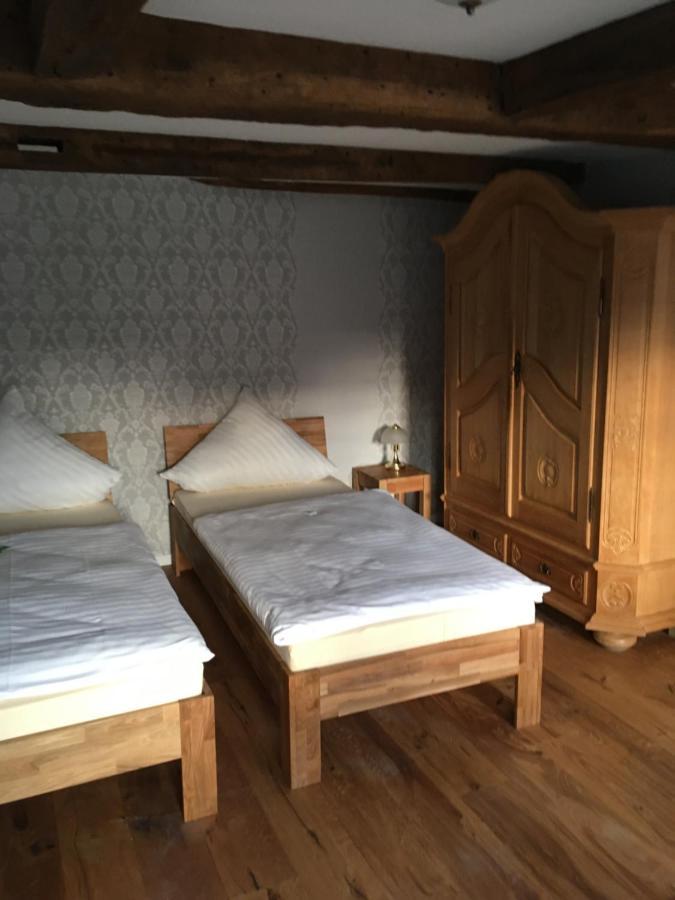 Hotel-Pension Markt-Scheune Anno 1652 Vlotho Eksteriør billede